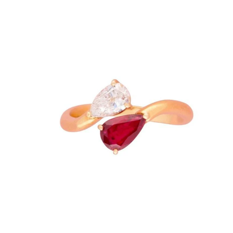 Ring Toi & Moi in yellow gold, ruby and diamond