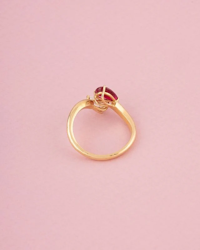 Ring Toi & Moi in yellow gold, ruby and diamond - Image 3