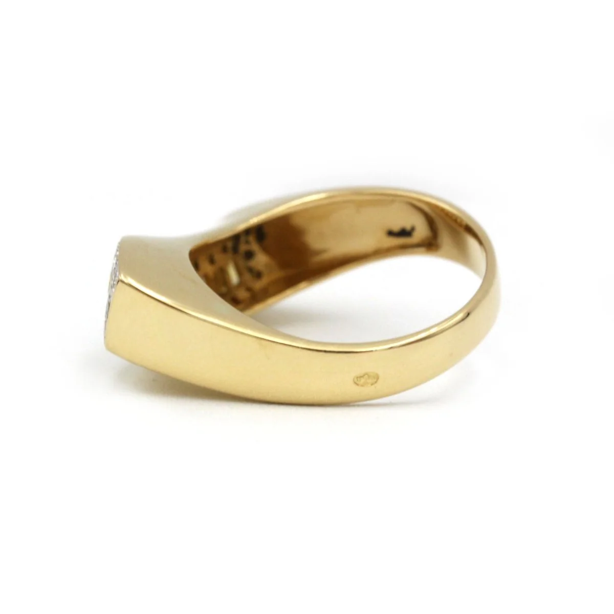 Ring at yellow gold, sapphires and diamonds - Image 2