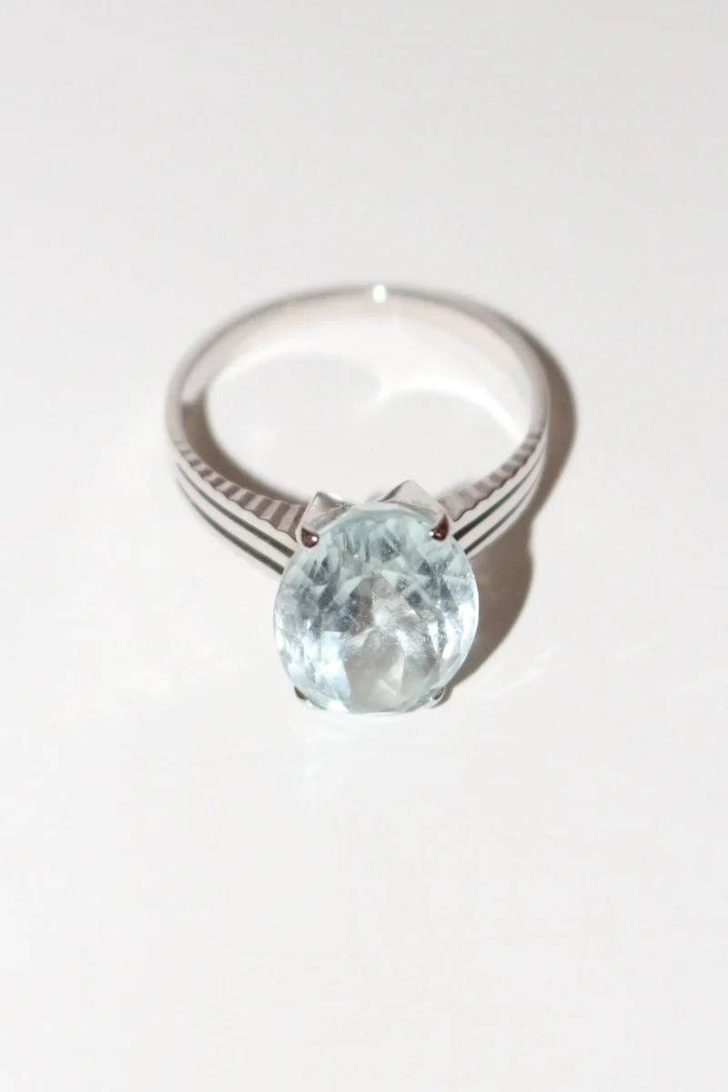 White Gold Aquamarine Ring 4.66cts - Image 6