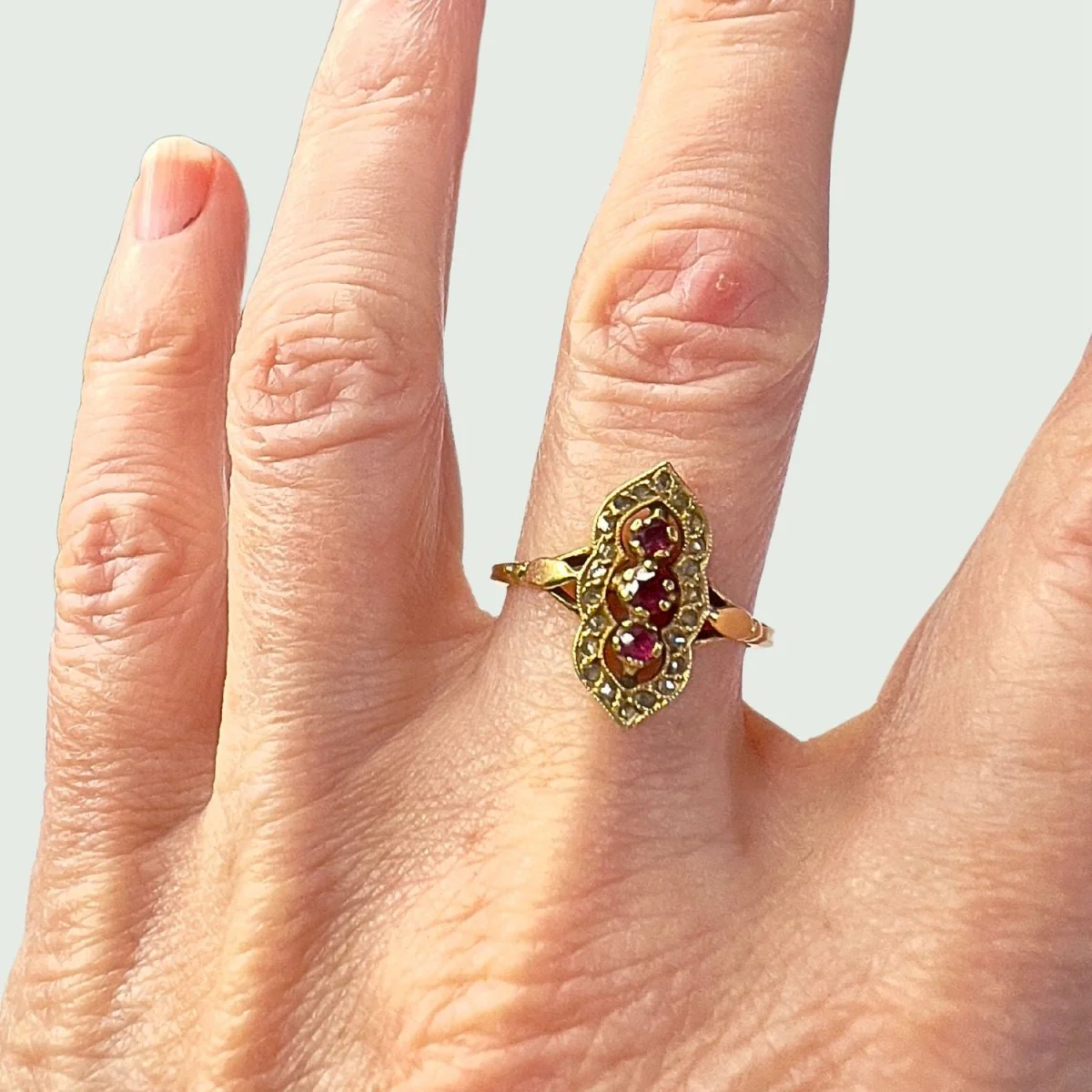 RING IN EARLY 20th CENTURY 18K GOLD (1900) with diamonds and RUSSETS - Image 2