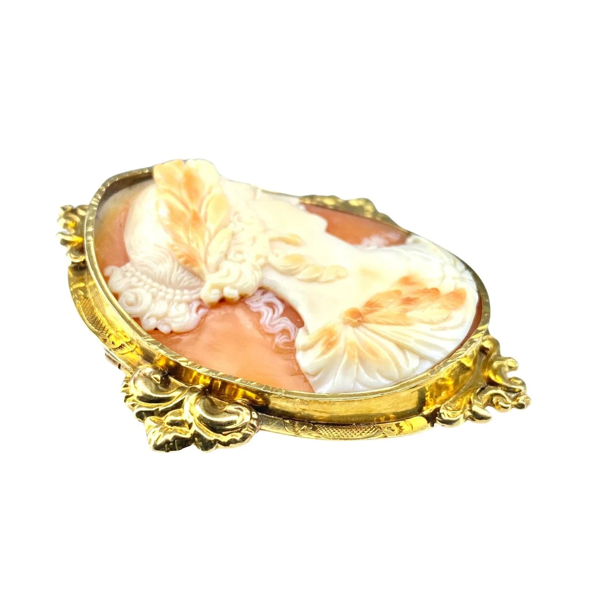 Brooch in 18-carat yellow gold and shell cameo, circa 1850. - Image 2
