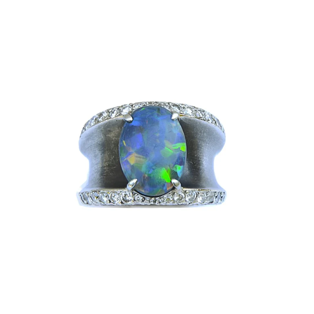 Lorenz Baümer ring in silver, platinum and opal