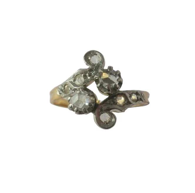 Toi et Moi Ring, 19th Century, Swirls, Diamonds, Gold and Platinum