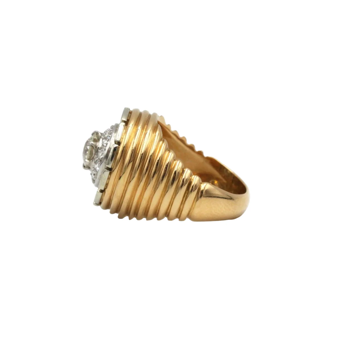 Godronnée Ring - Yellow Gold, Platinum & Diamonds - Image 2