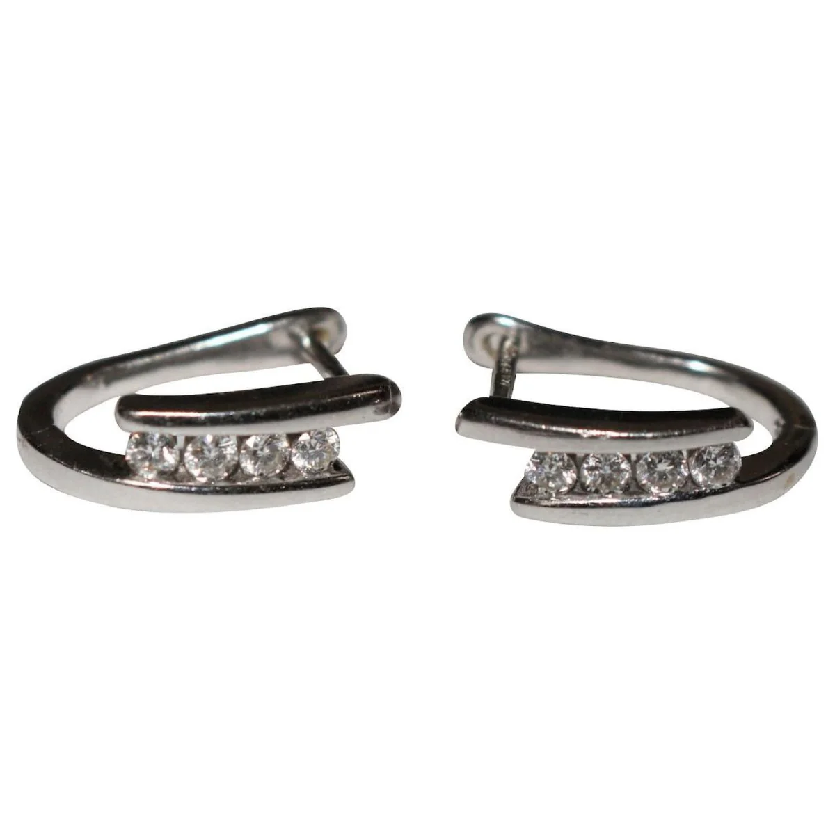 White gold and Diamond Earrings