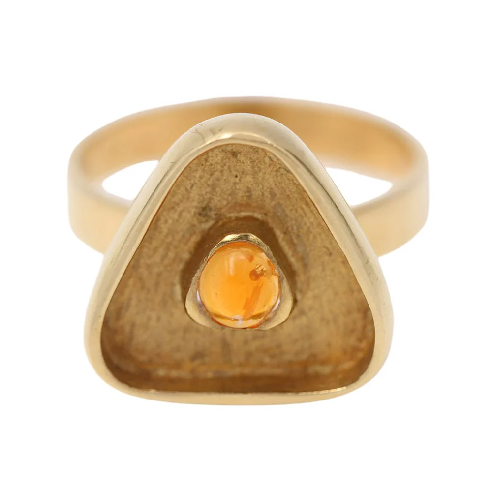 Ring Cocktail in yellow gold and Cabouchon Citrine