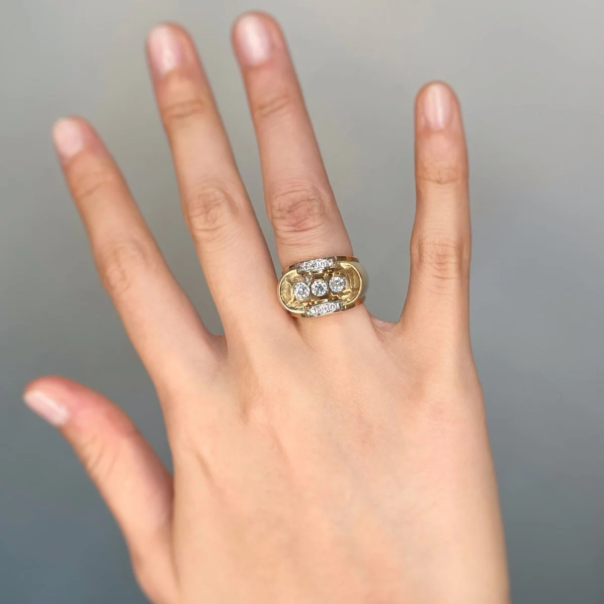 Tank ring in yellow gold and diamonds - Image 4