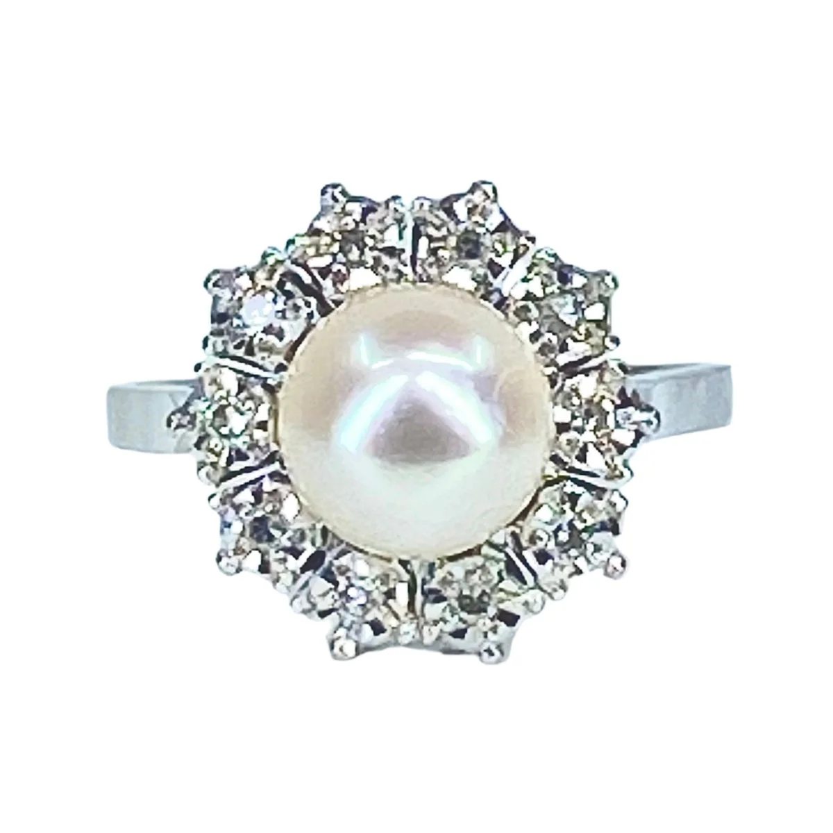 Ring golden daisy and paltinium, pearl and diamonds