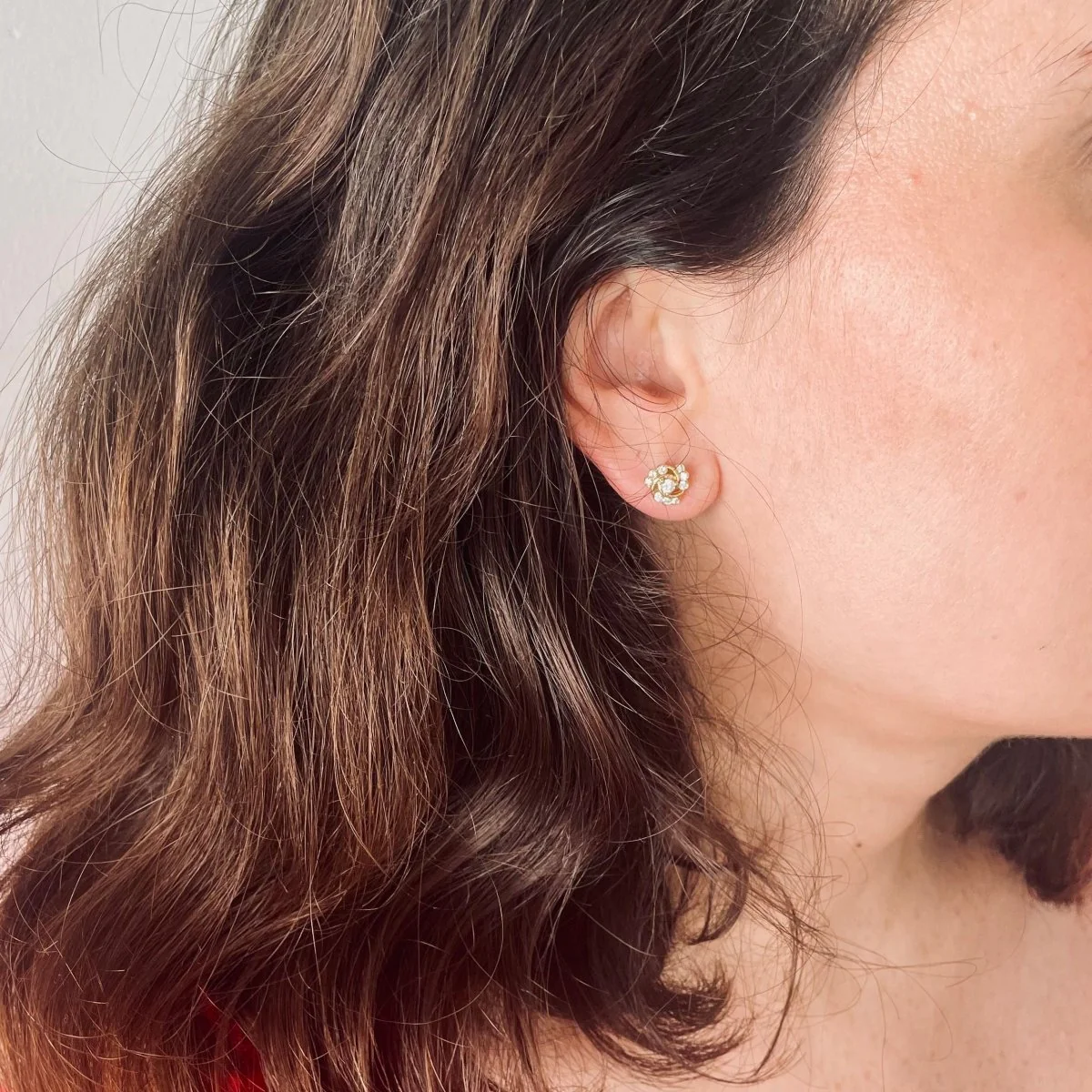 Puces earrings in yellow gold and diamonds - Image 2