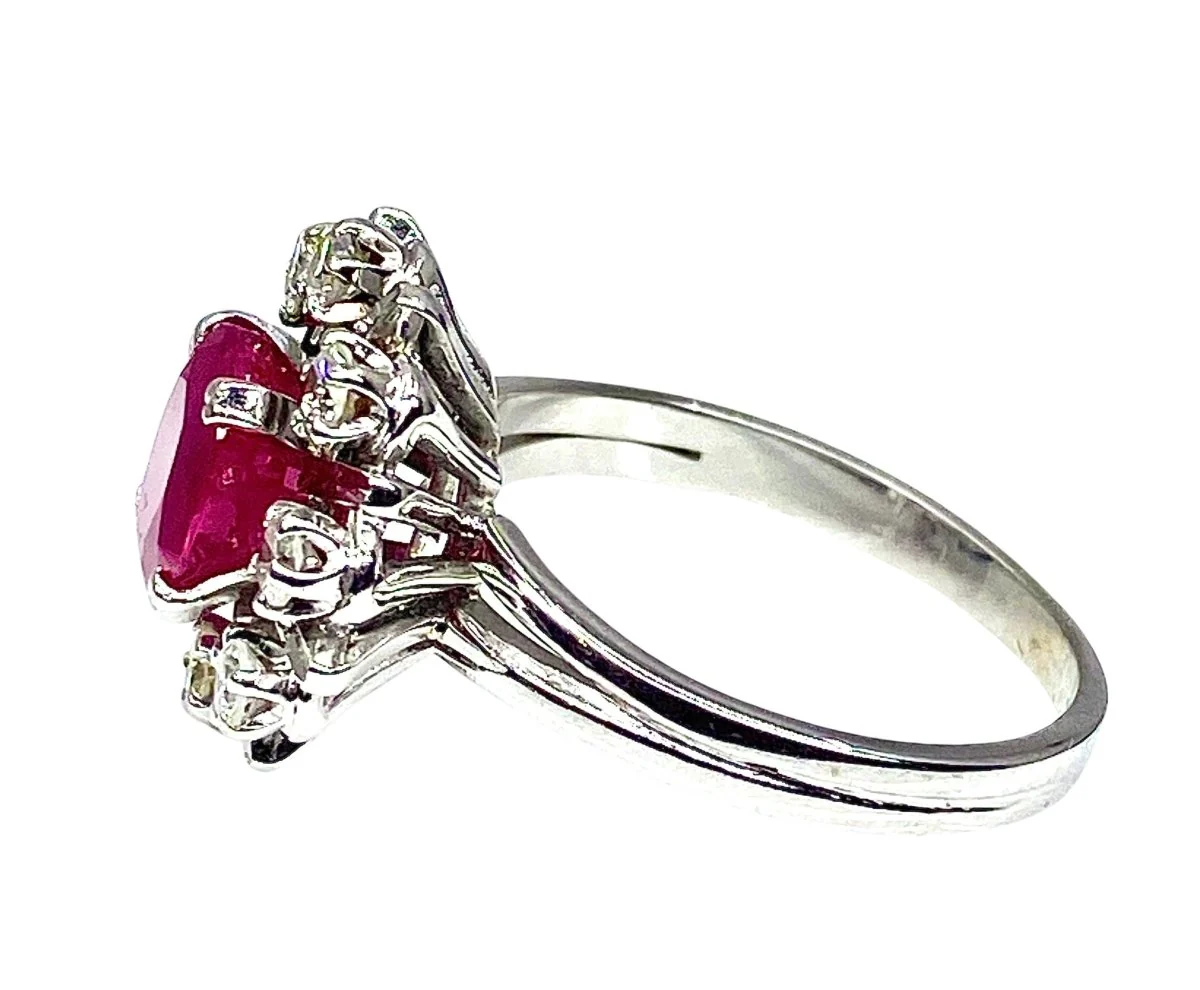 18k white gold ruby and diamond ring - Image 3