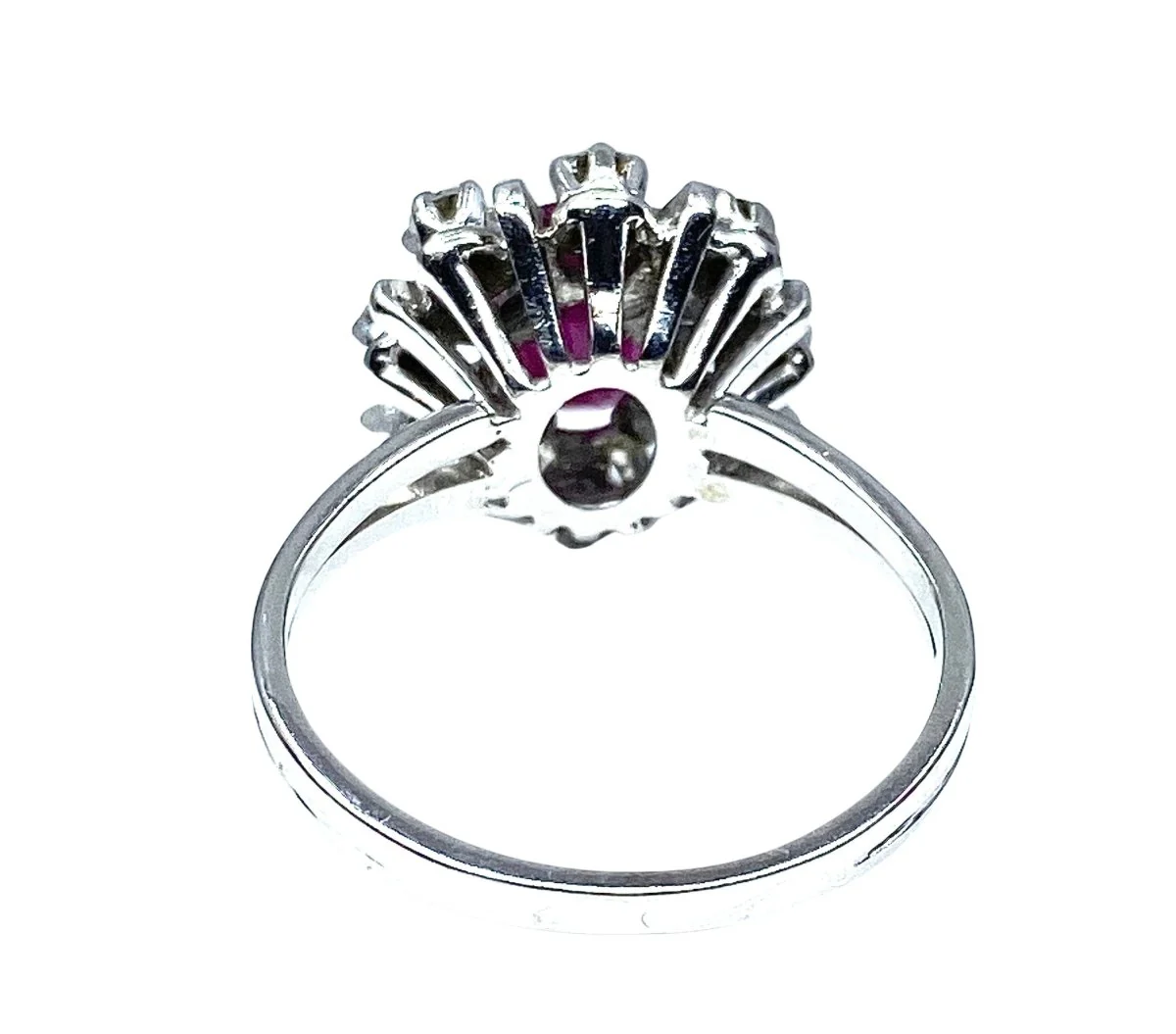 18k white gold ruby and diamond ring - Image 5