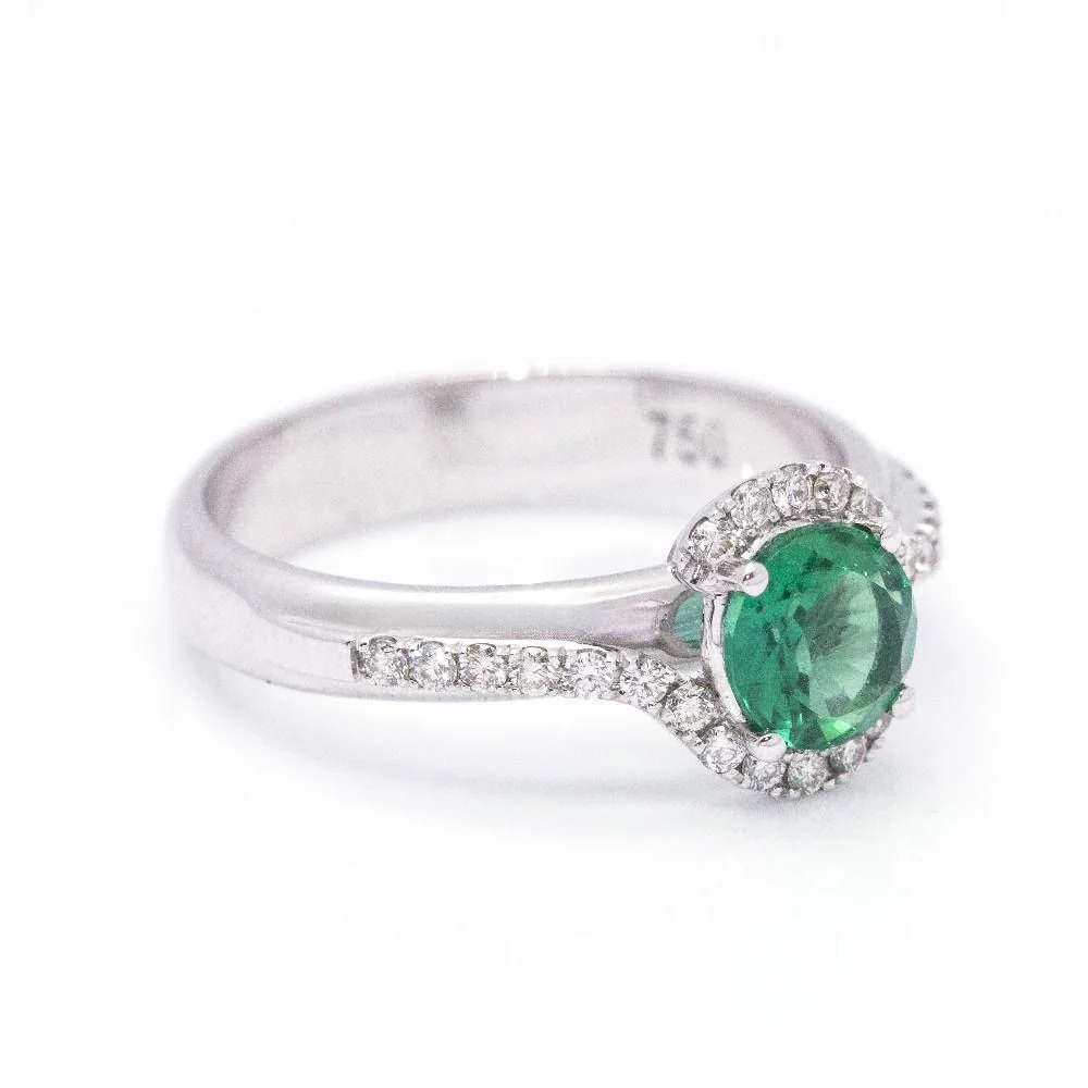White gold, emerald and diamond Solitaire Ring - Image 3