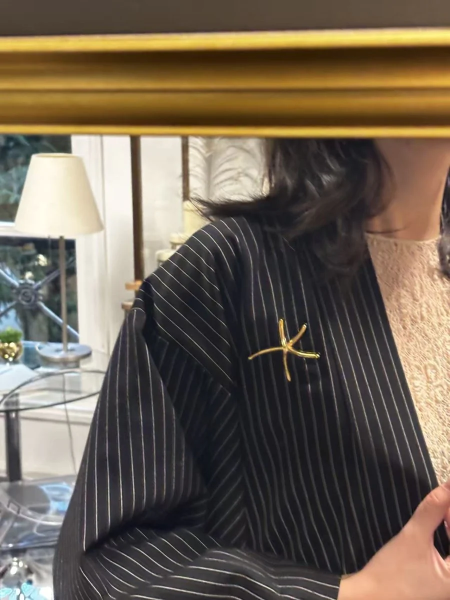 Elsa Peretti for Tiffany & Co. 18K Gold Starfish Brooch - Image 4