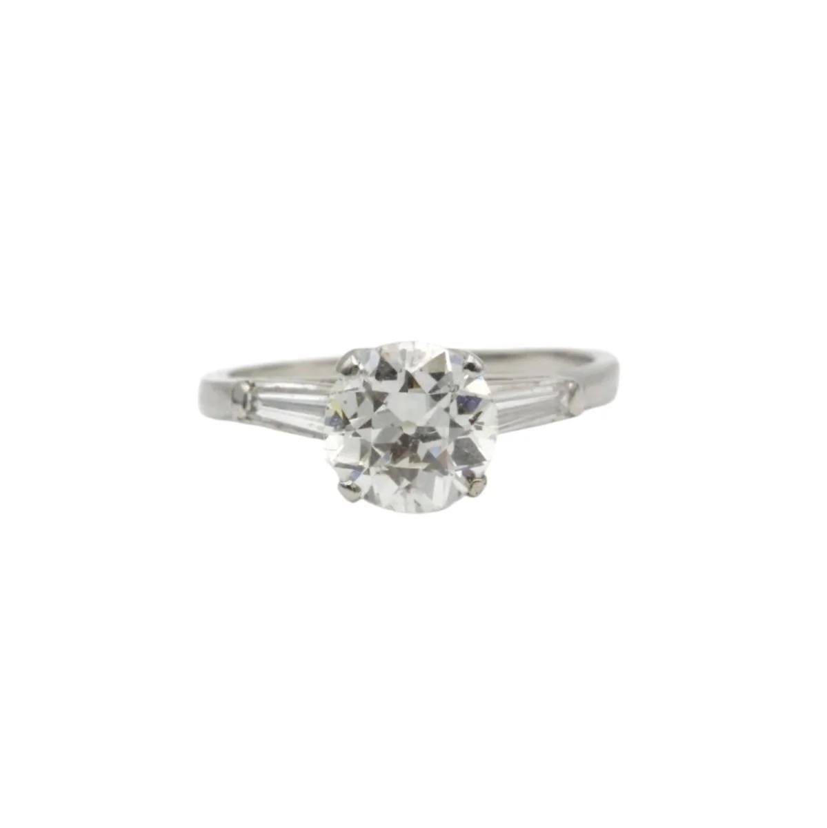 Ring Solitaire in paltinium and diamond