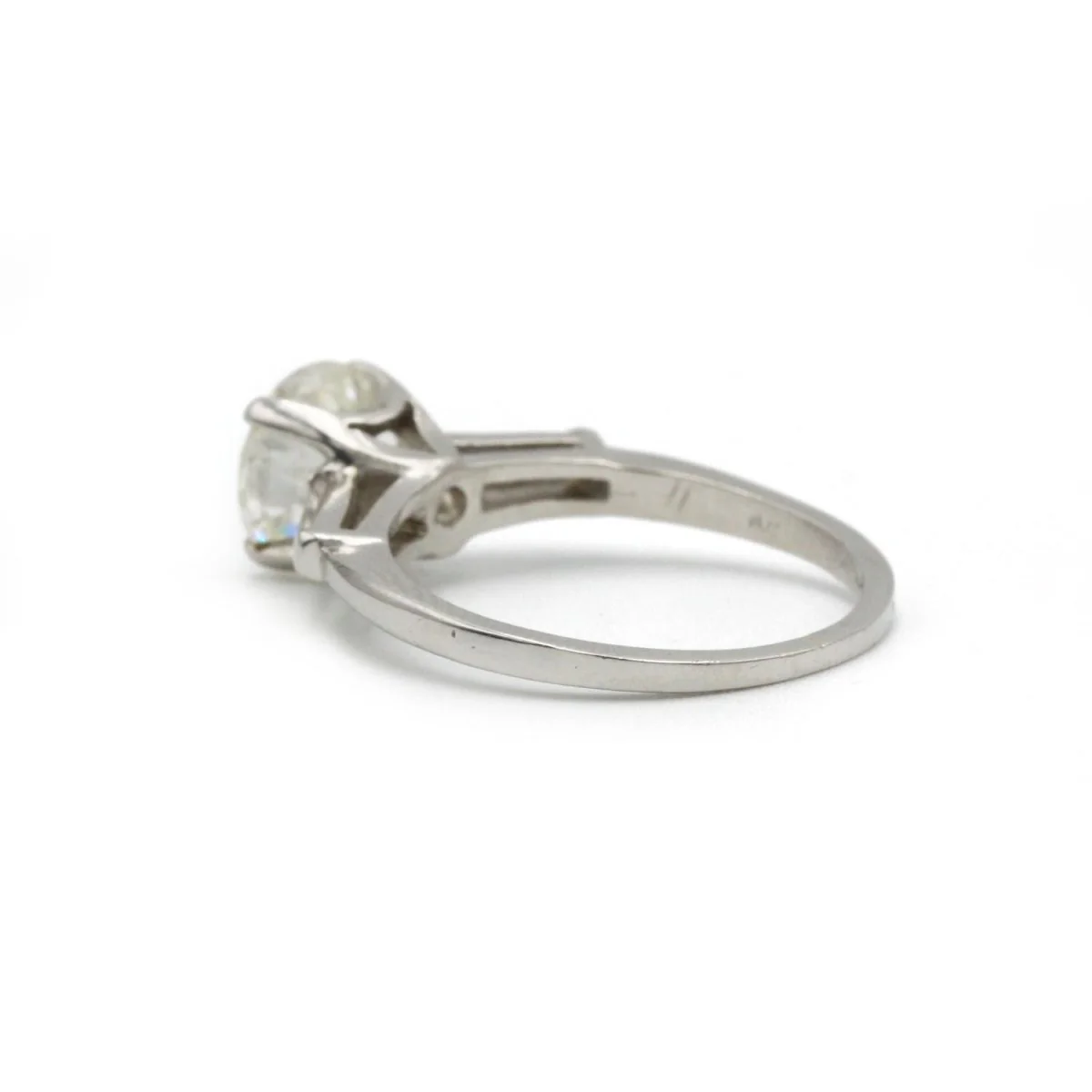 Ring Solitaire in paltinium and diamond - Image 4