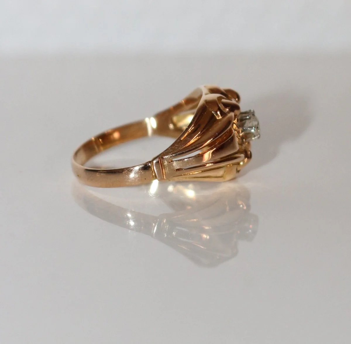 1940s Godronné And Openwork Ring - Image 3