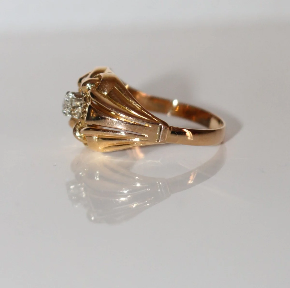 1940s Godronné And Openwork Ring - Image 5