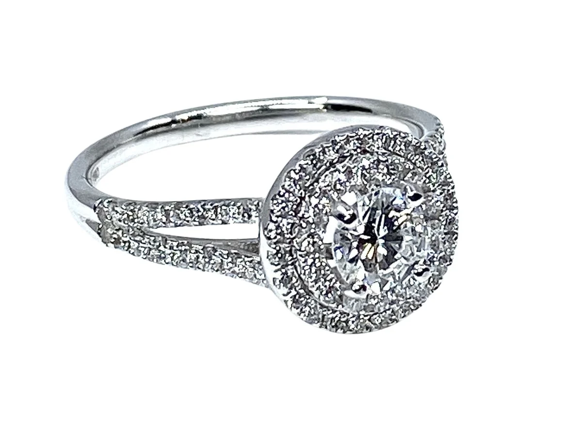 White gold ring with central diamond - Image 4