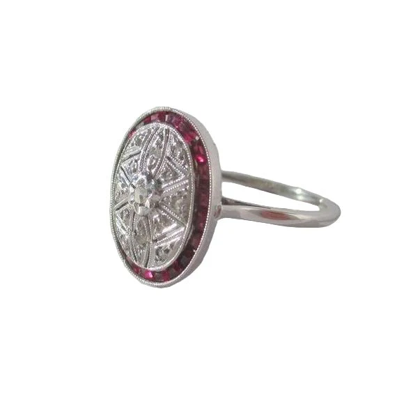 Pompadour ring in white gold, rubies and diamonds - Image 2