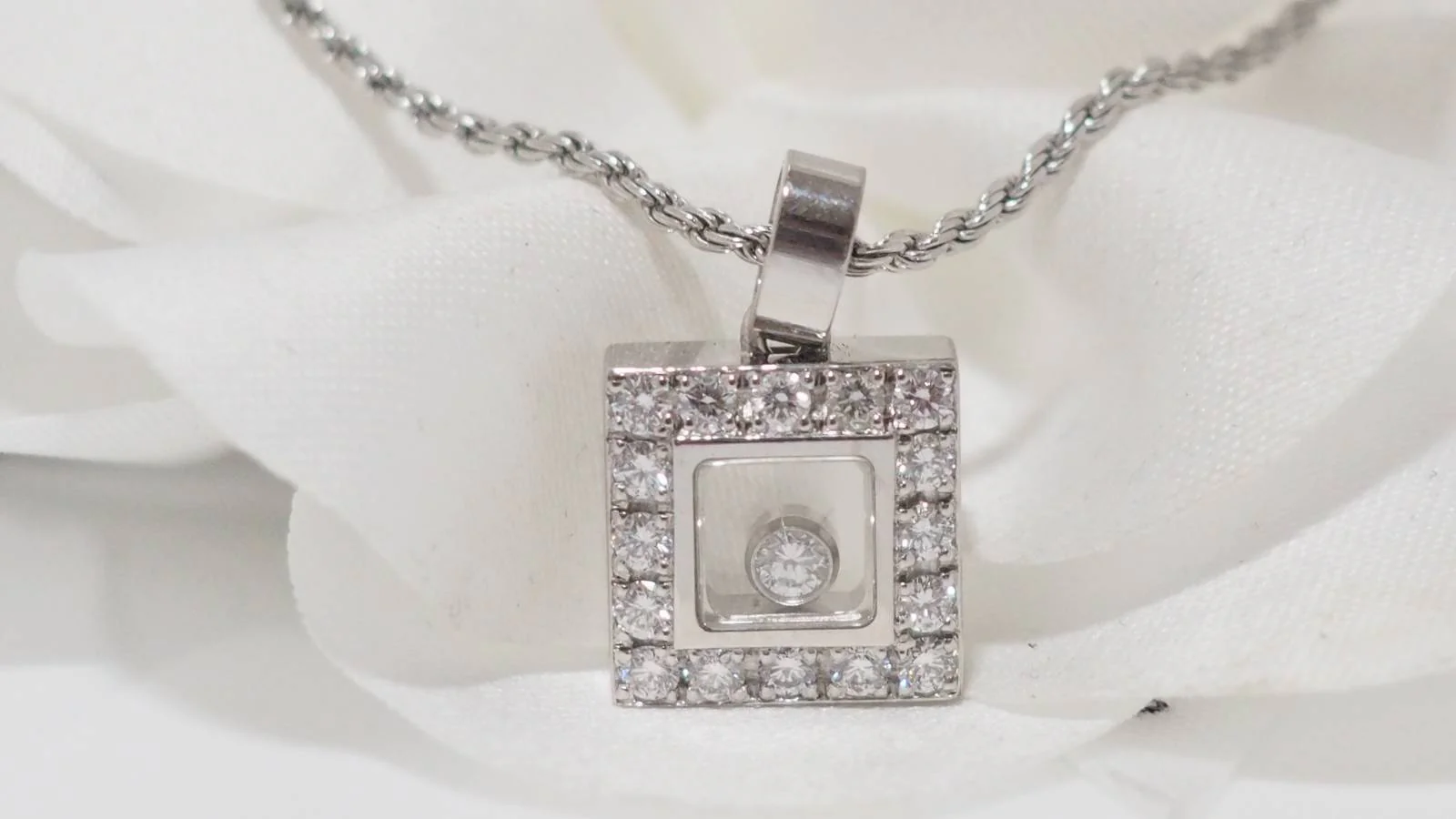 Chopard Happy Diamonds pendant - Image 3