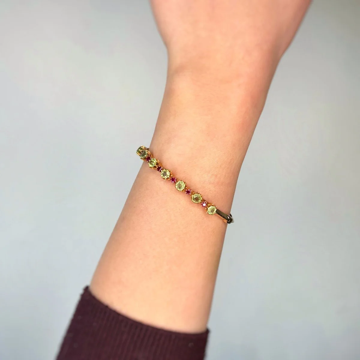 Rigid Bracelet - Gold, Peridots and Rubies - Image 7