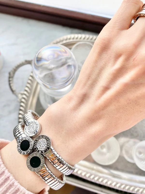 Bracelet BULGARI in steel and onyx - Image 6