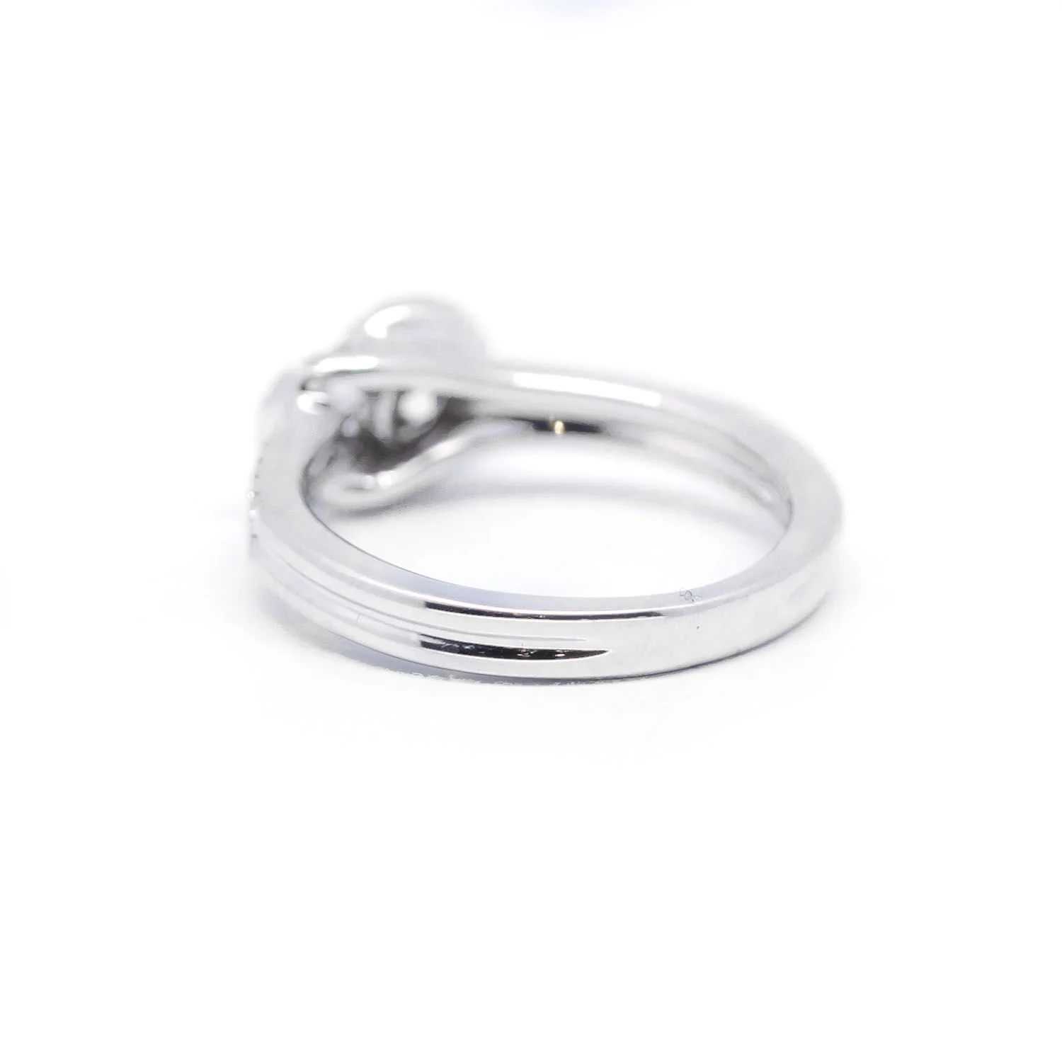 White gold and diamond ring - Image 4