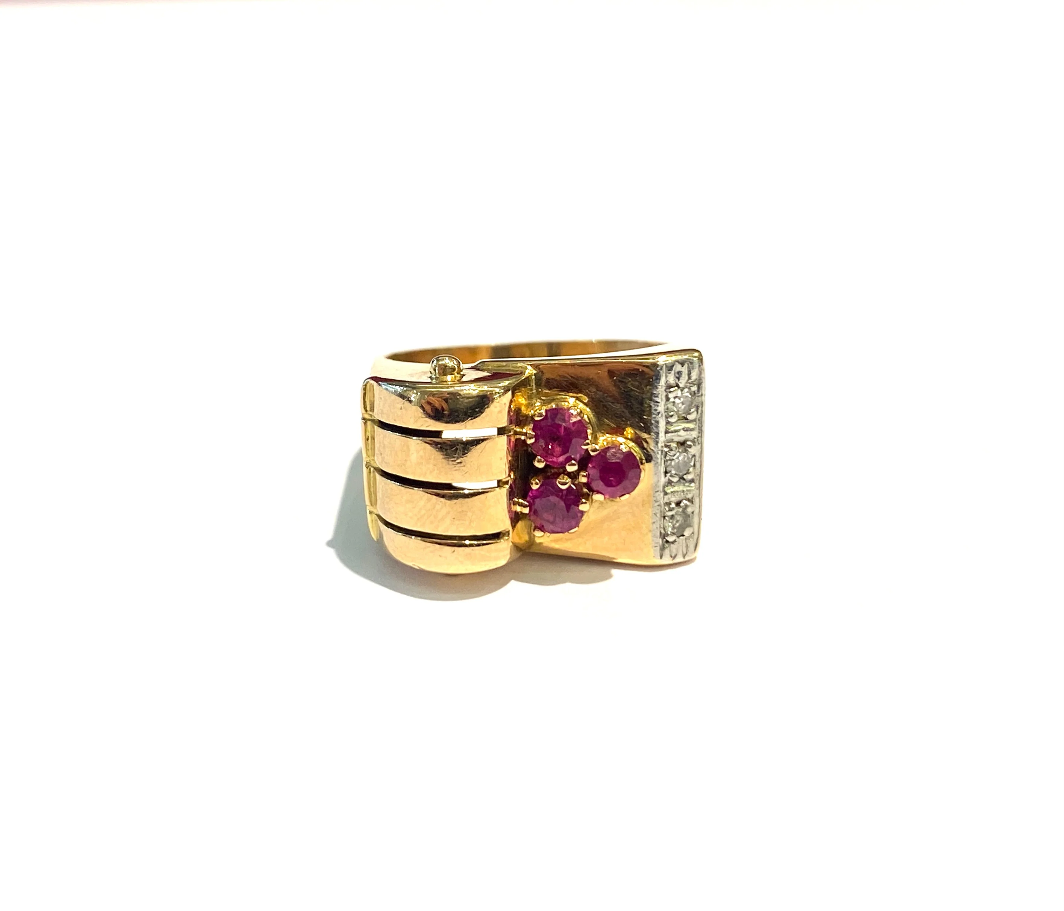 40'S CHEVALIER RING IN YELLOW GOLD WITH BRILLIANT CUT DIAMONDS AND COLORED STONES - Image 2
