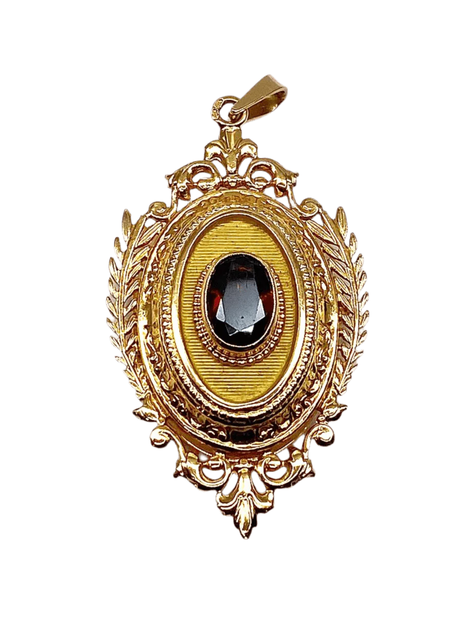18-carat gold and garnet opening keepsake pendant - Image 3