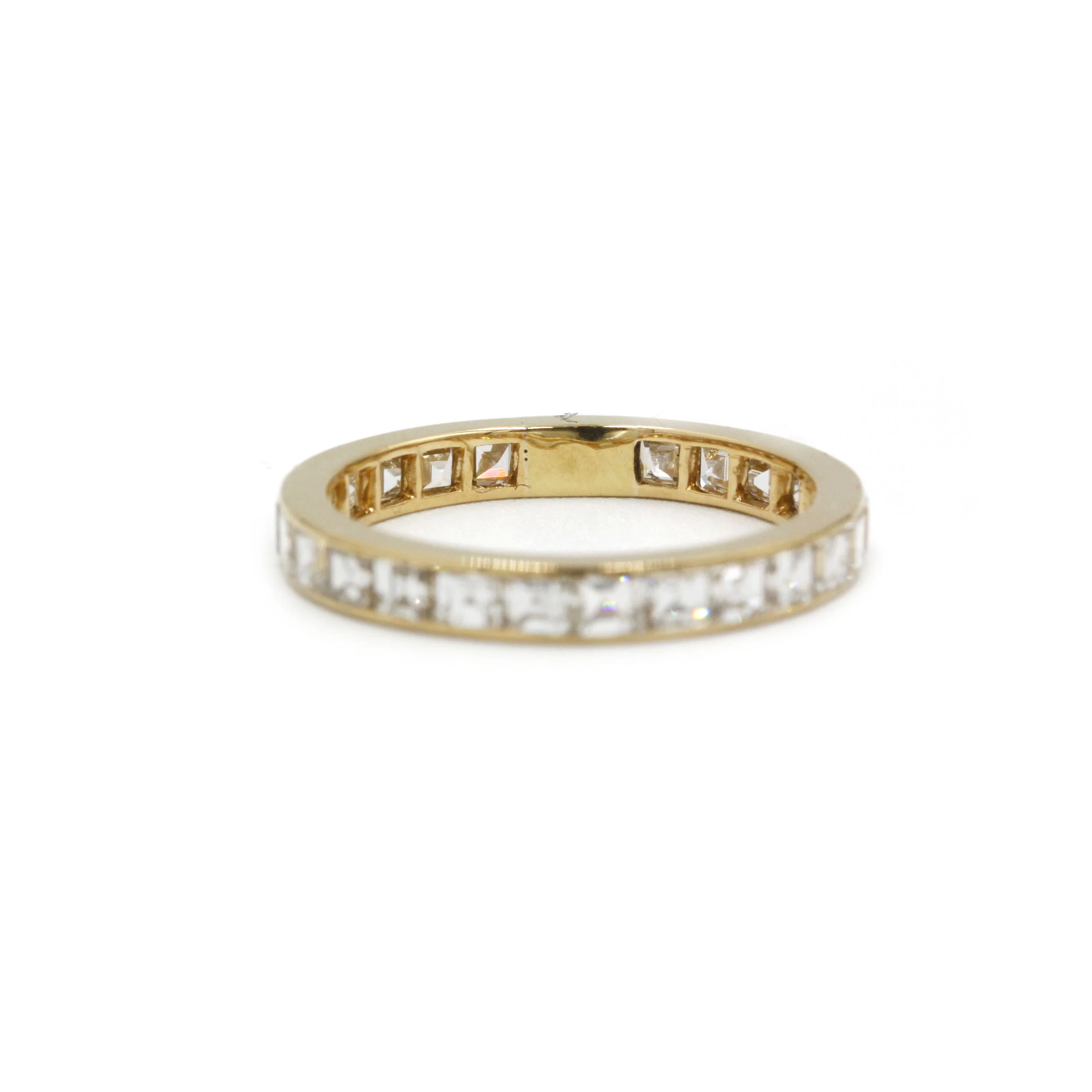 Wedding ring - Gold and diamonds
