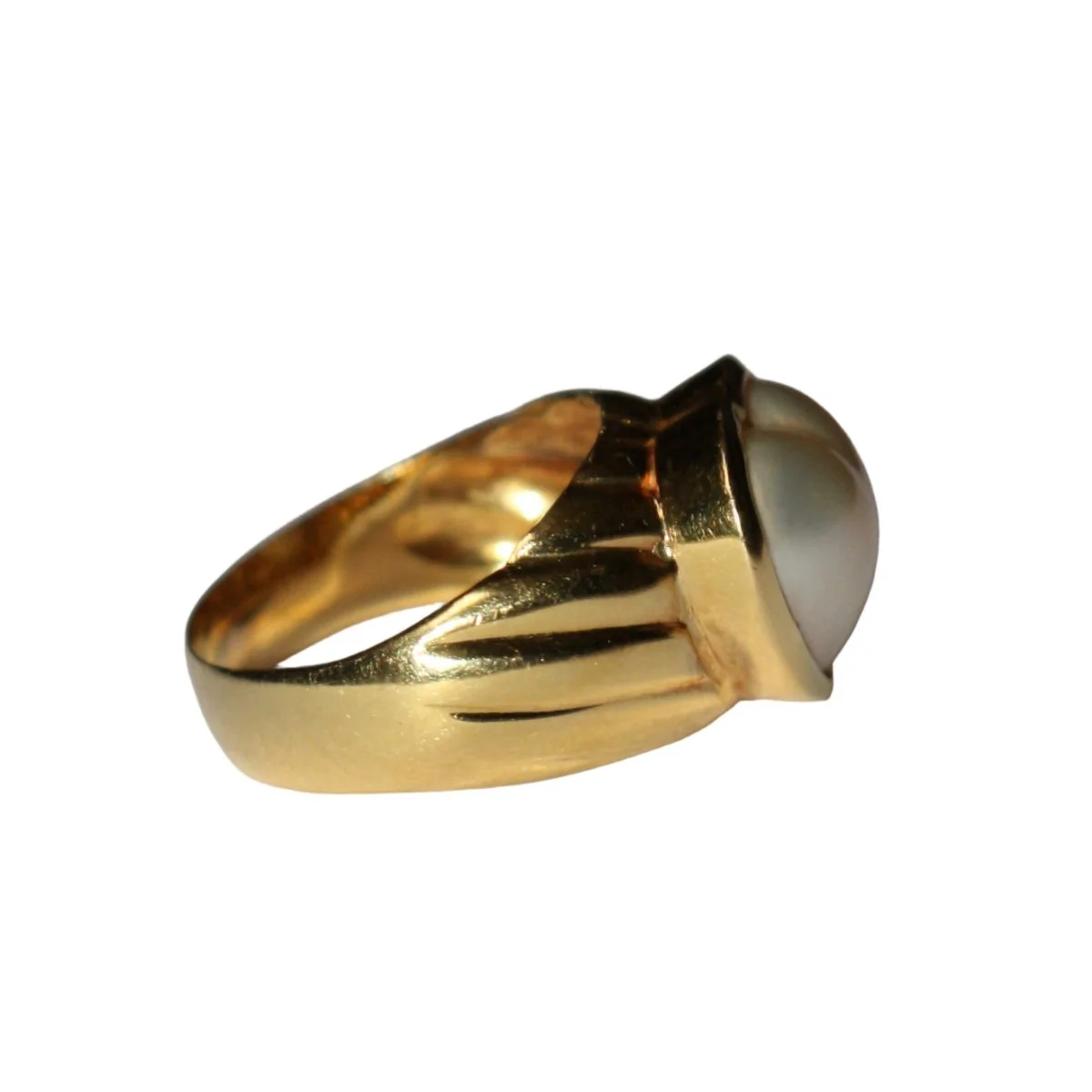 Dome ring in yellow gold and pearl - Image 4