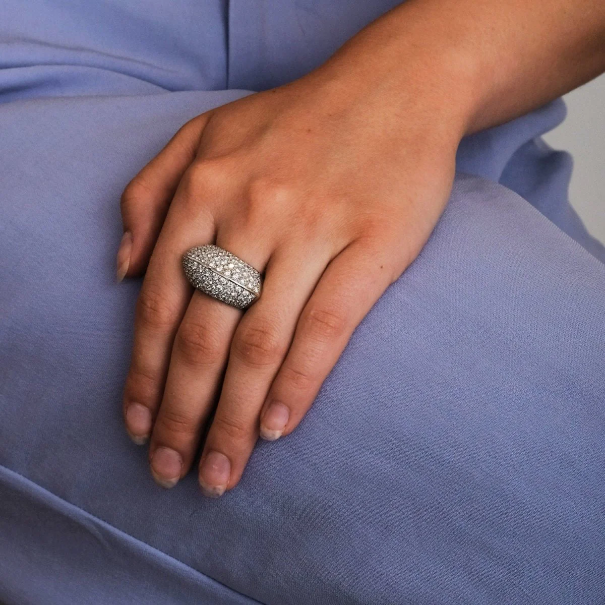 White gold and diamond ring - Image 2