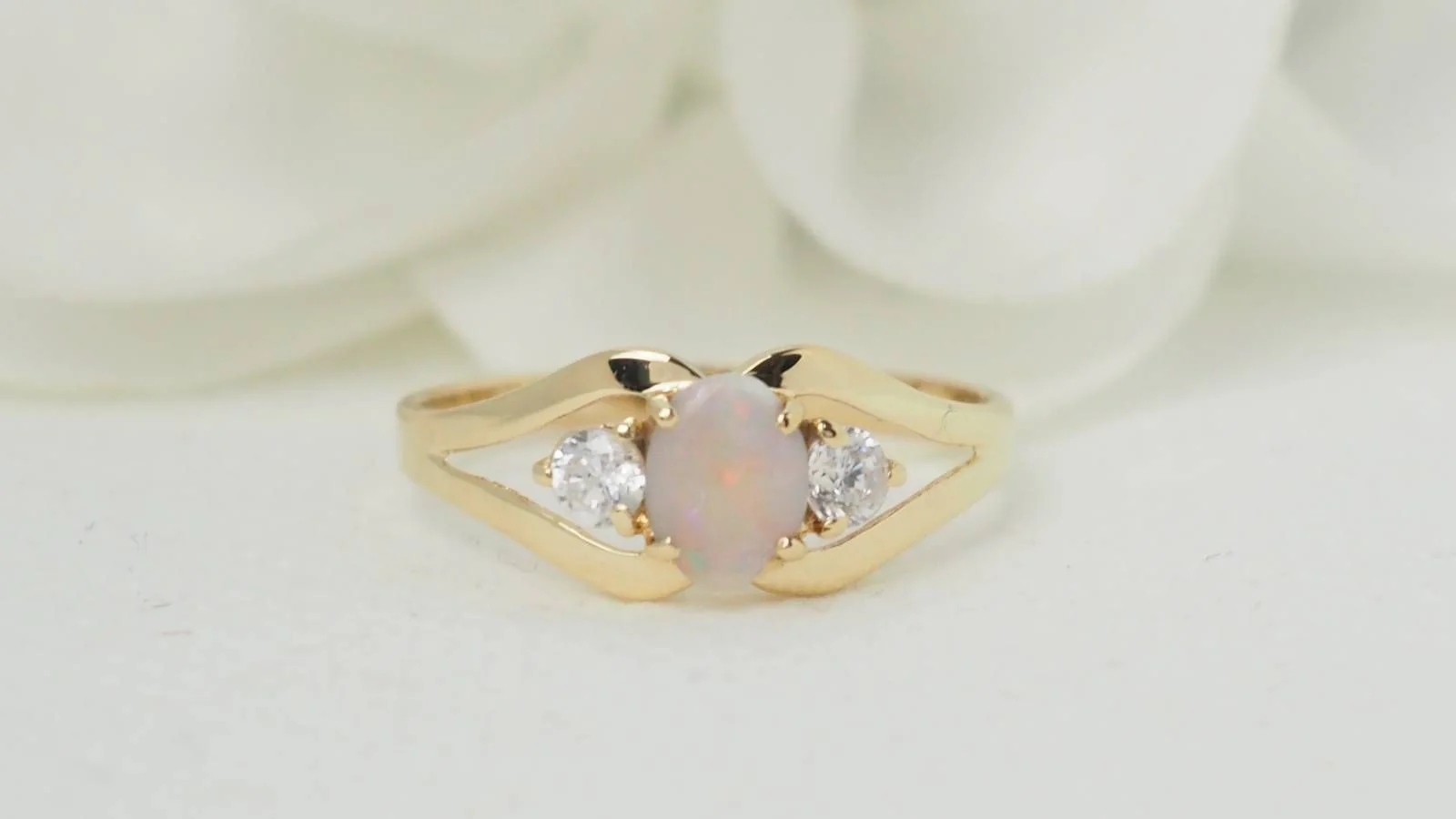 Yellow gold and opal ring - Image 6