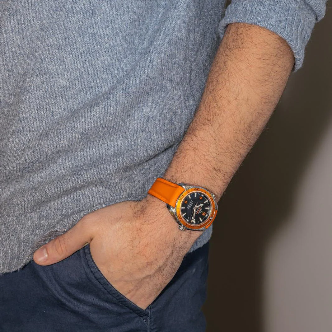 Watch OMEGA "Seamaster Planet Ocean" in steel, rubber and sapphire - Image 2