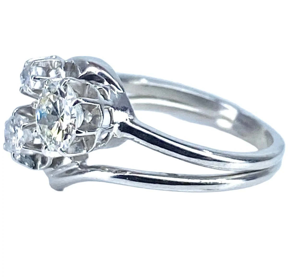 Ring Trilogy in white gold and diamonds - Image 3