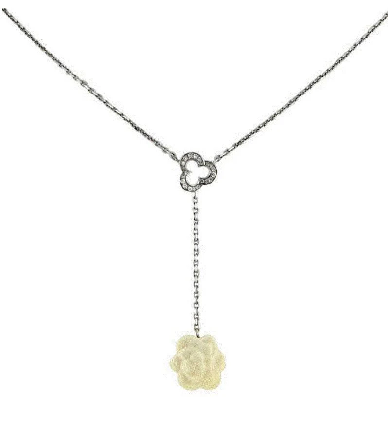 CHANEL “Camélia Mini” necklace - Image 11