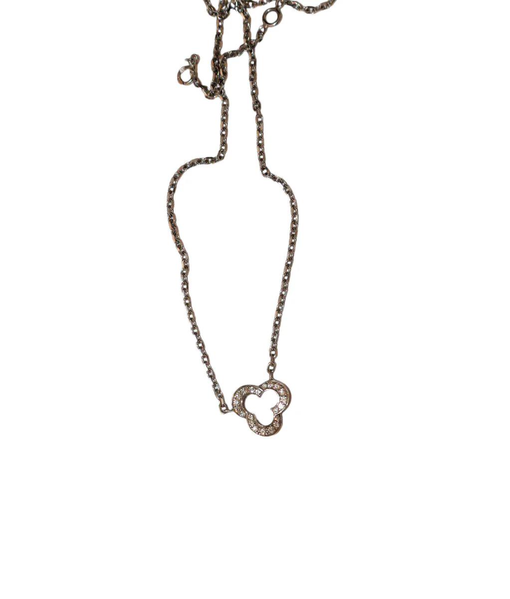 CHANEL “Camélia Mini” necklace - Image 4