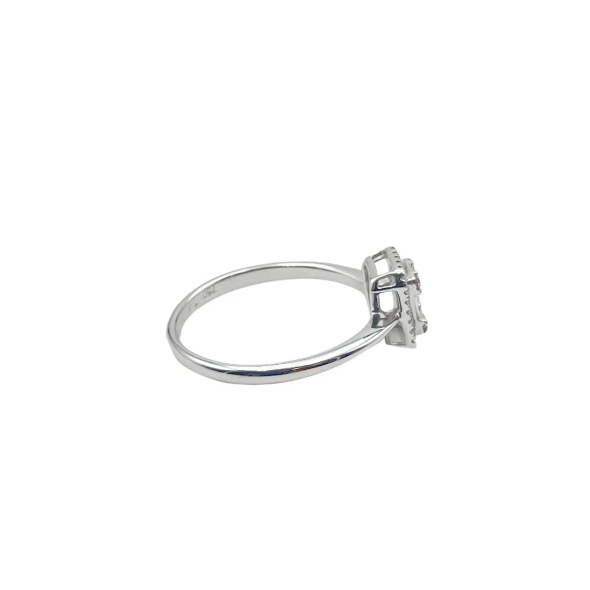 Solitaire ring in white gold and diamonds - Image 3