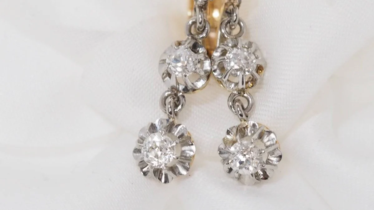Antique earrings in yellow gold and diamonds - Image 4