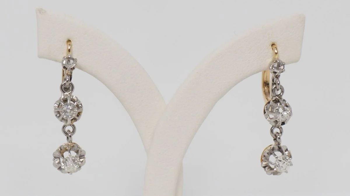 Antique earrings in yellow gold and diamonds - Image 6