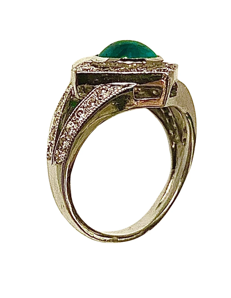 18-karat gold ring set with a superb cabochon emerald and diamonds - Image 3