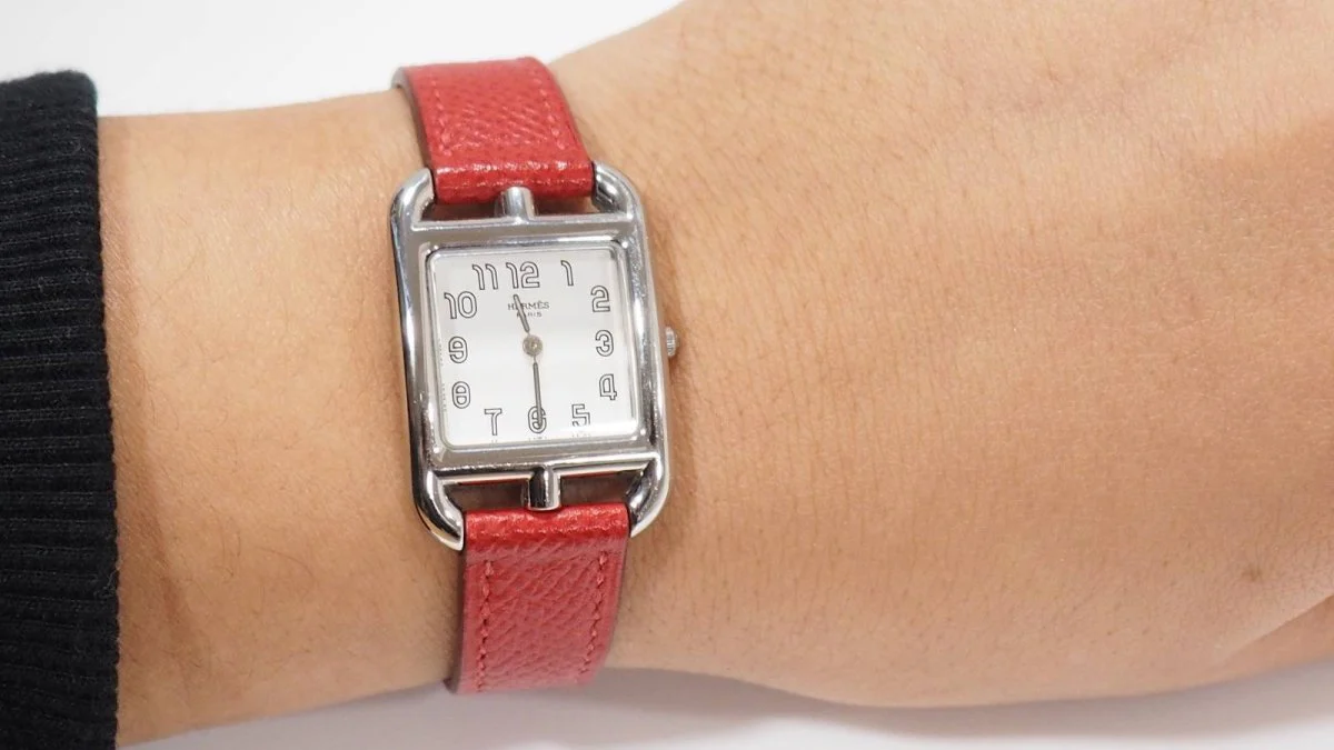 Hermès “Cape Cod” watch  - Image 8