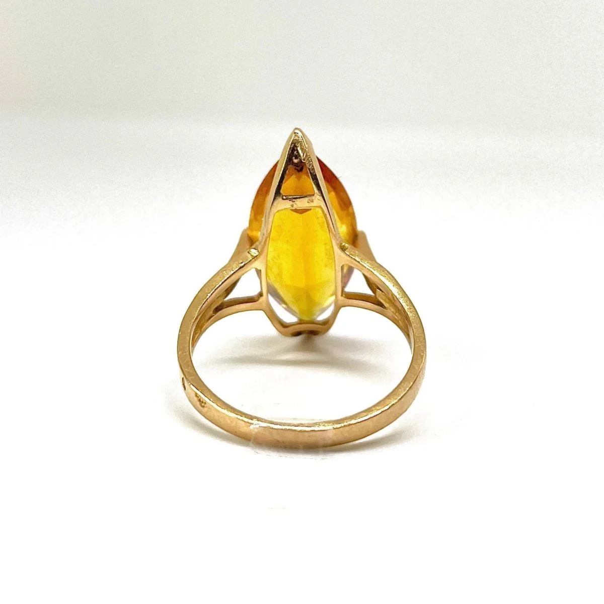 Ring Marquise en yellow gold and citrine - Image 2