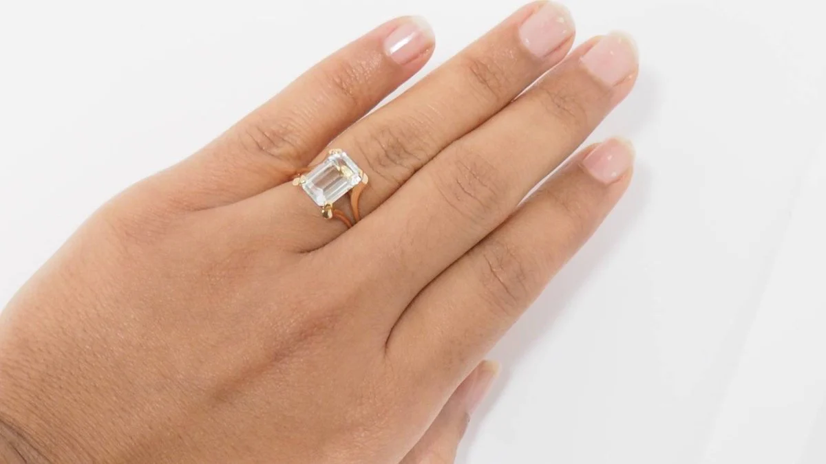 Rose gold and aquamarine ring - Image 7