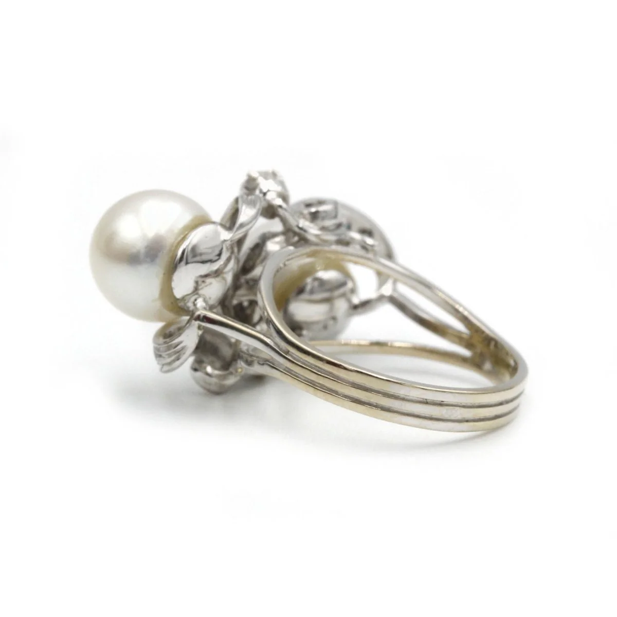 Ring - Now, diamonds and pearls - Image 6
