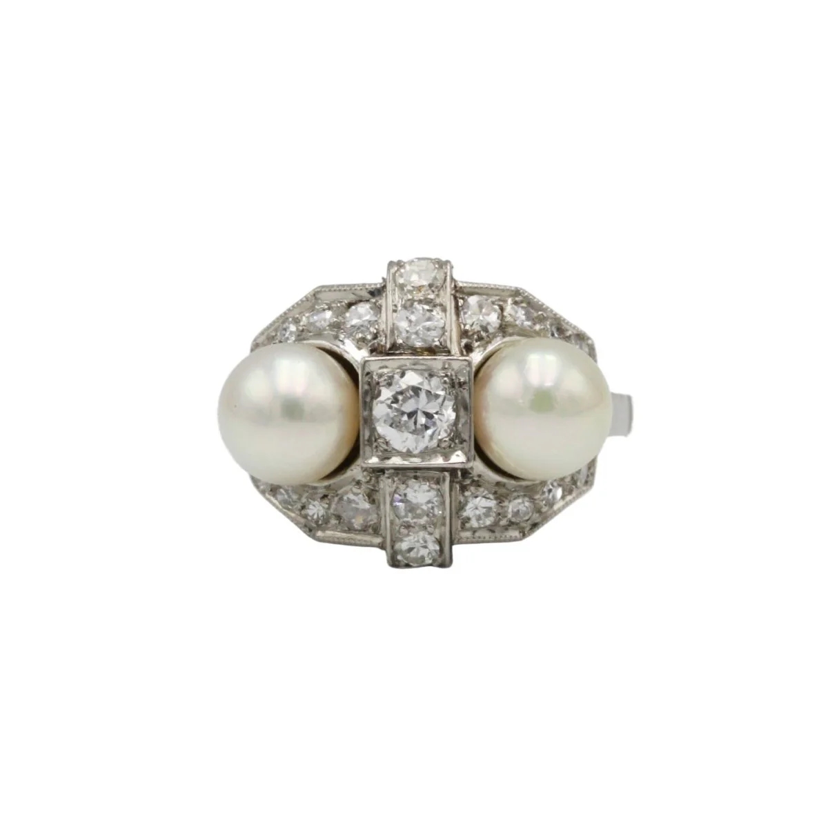 Ring art deco paltinium, diamonds and pearls