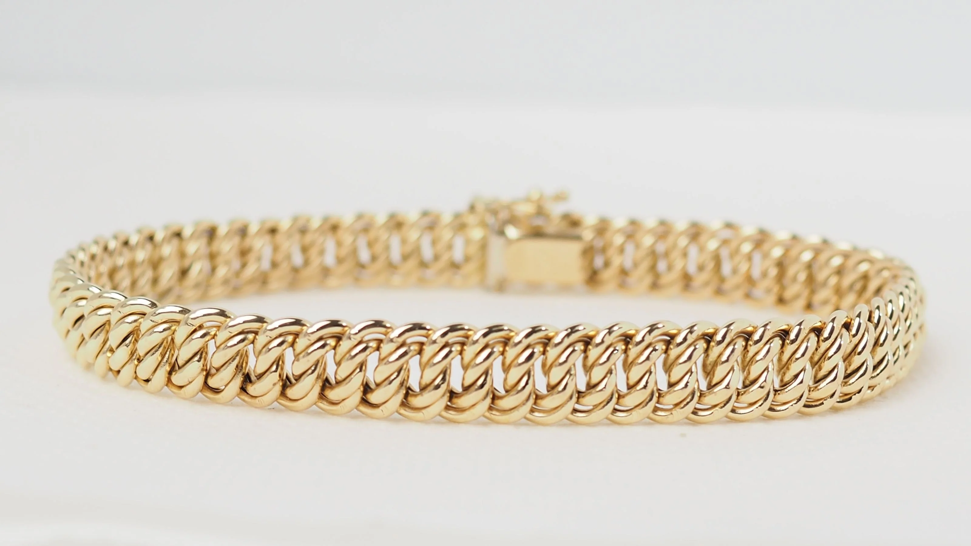 American Mesh Bracelet In Yellow Gold