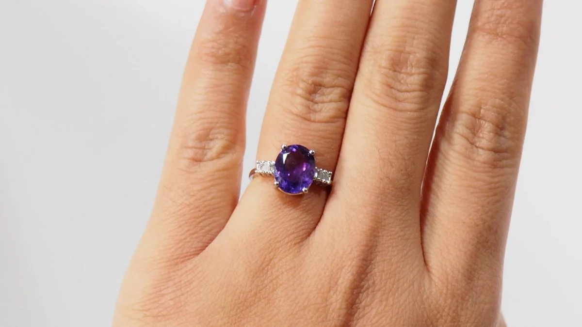 White gold, amethyst and diamond ring - Image 8