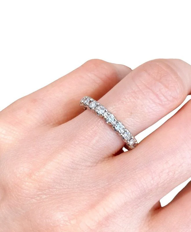American Alliance Ring, in 18k white gold and diamonds - Image 4